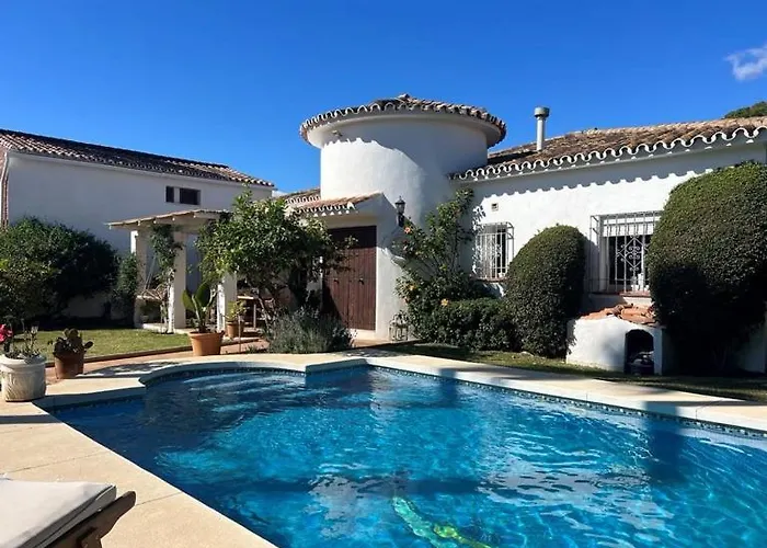 Lovely Villa In San Pedro De Alcantara, Marbella